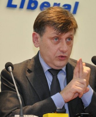 Antonescu: Andronescu va fi ministru al Educaţiei după 9 decembrie, pentru următorii patru ani
